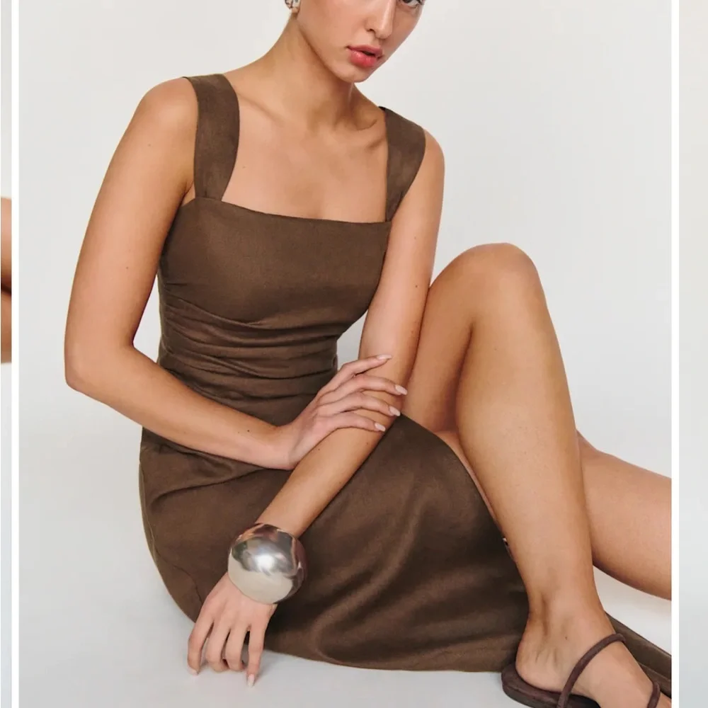 Reformation linen dress in chocolate cake NWT - Picture 4 of 5